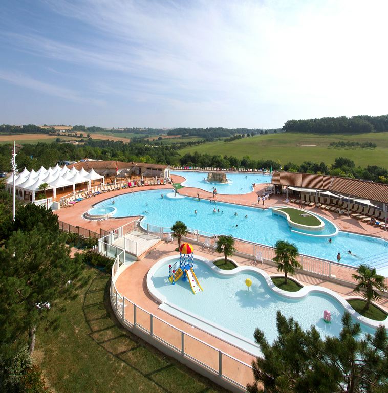 3-vallees-pano-piscine